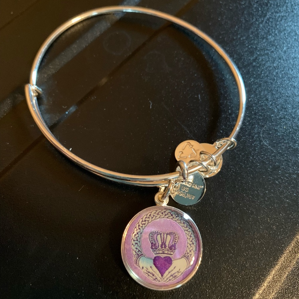 Alex and Ani Bangle Claddagh